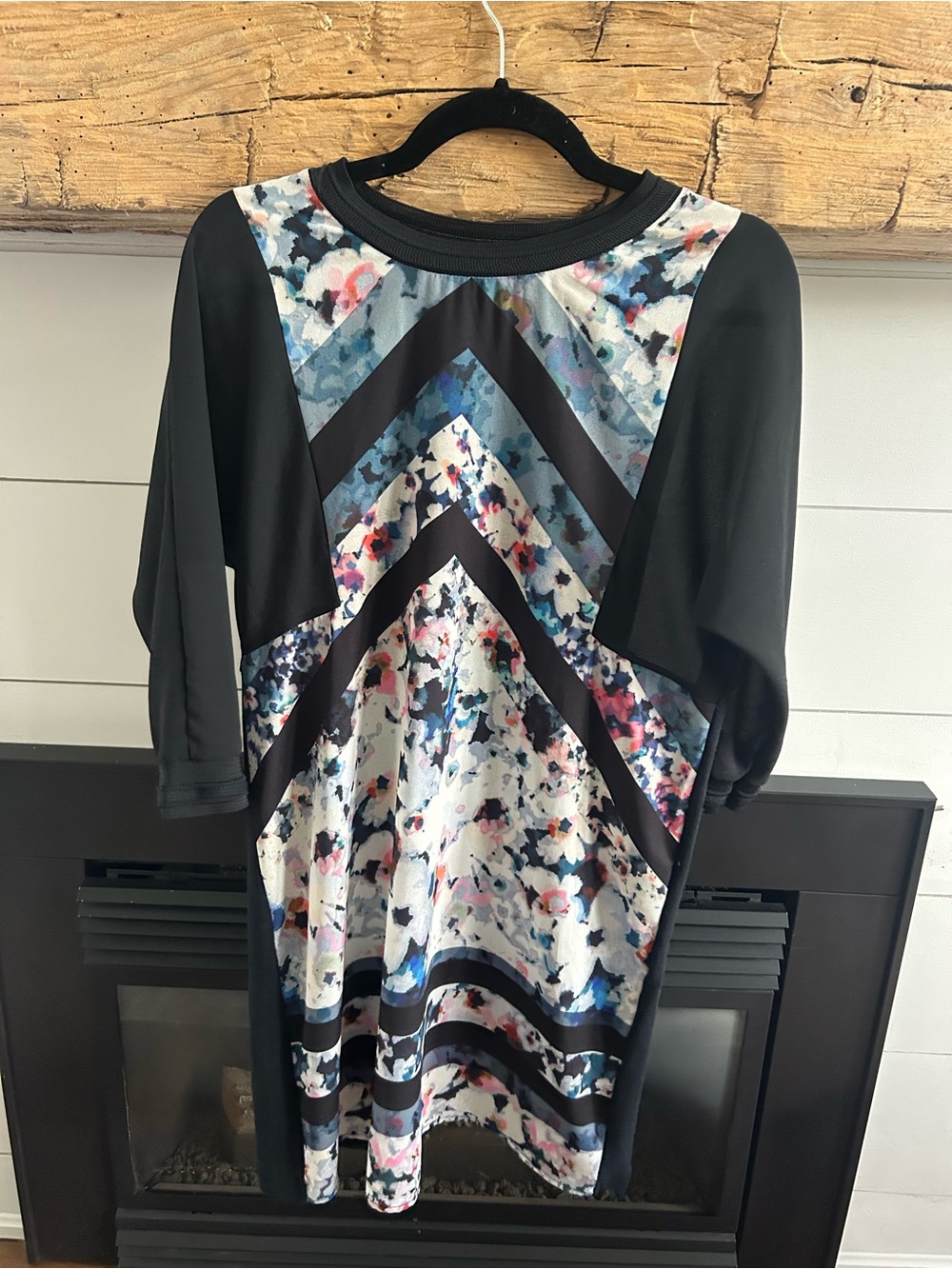 Zara Black Floral Chevron Shift Dress